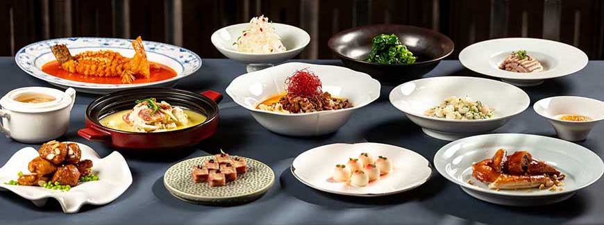 China Chefkoch im Adlon 0000 Kempinski Hotel Nanjing Foto Food Auswahl Brasserie Quarre